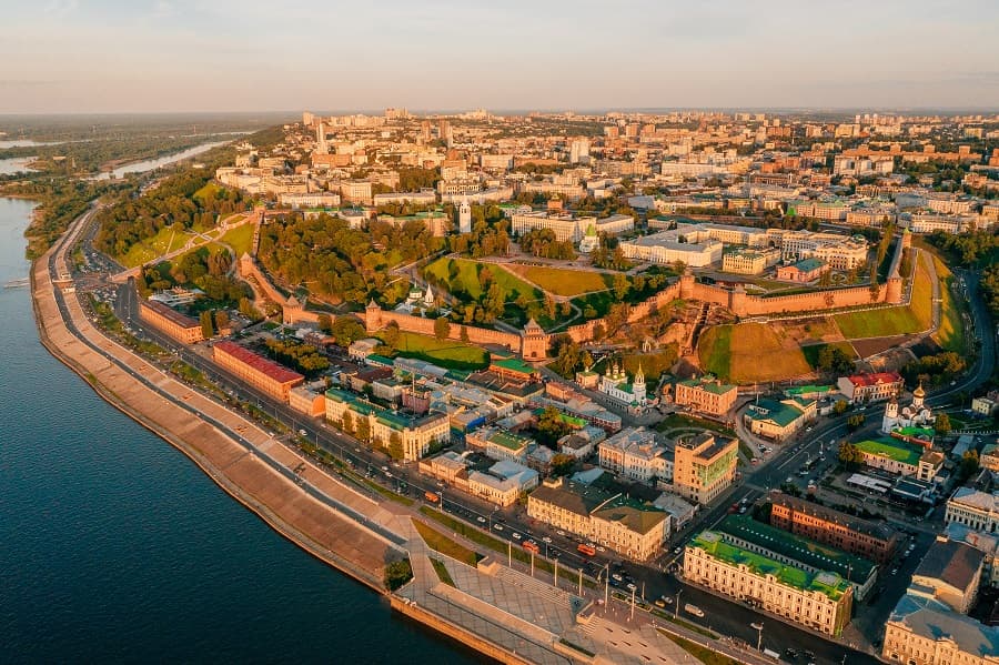Черниговская набережная - единый речной фасад Нижнего Новгорода